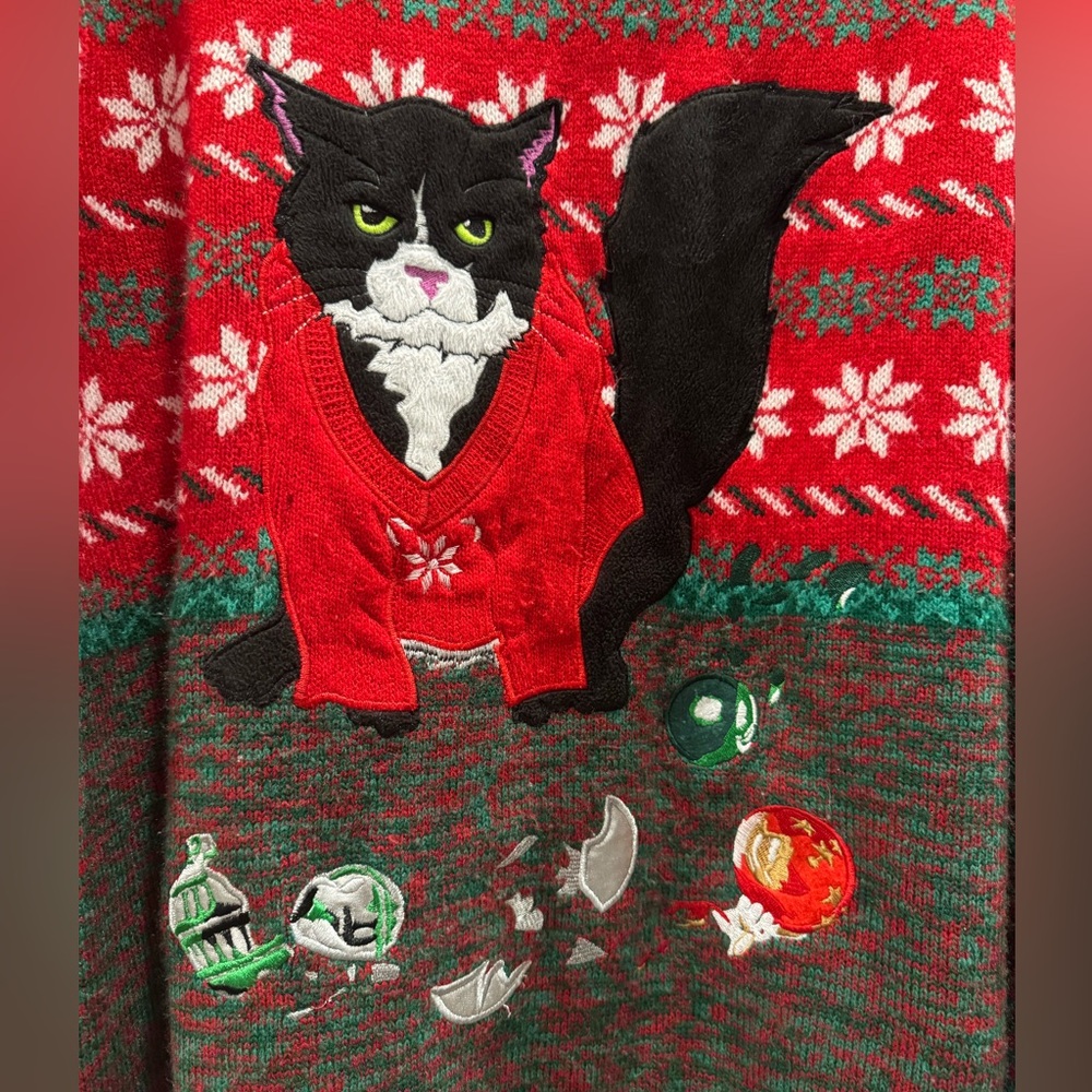 33 Degrees Cat ‘Ugly’ Christmas Sweater, Soft Comfy Cozy - Picture 3 of 10